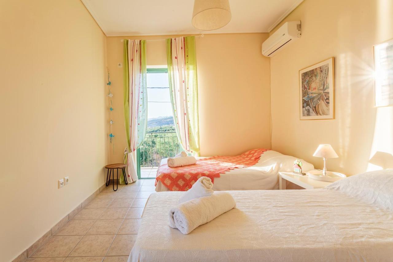 Ferienwohnung Lavender Garden Retreat - Secluded Seaside Getaway Kotronion  Exterior foto