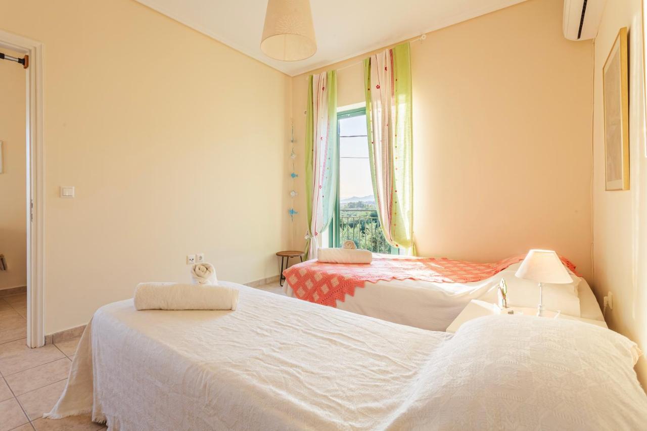 Ferienwohnung Lavender Garden Retreat - Secluded Seaside Getaway Kotronion  Exterior foto